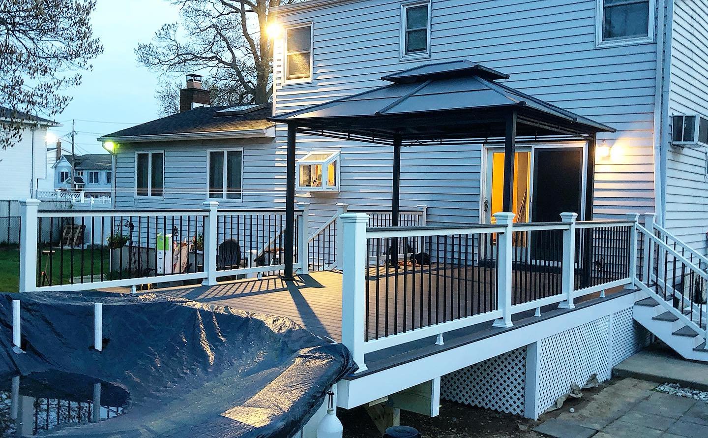 Cover image featuring a modern deck in Smithtown